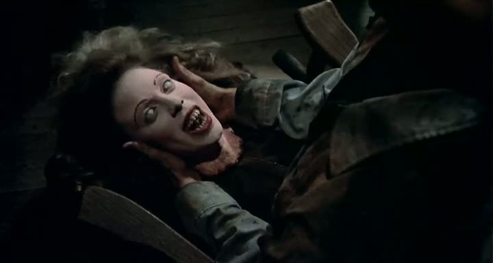 Evil Dead II (1987) 